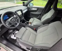 Notranja slika - Volvo XC40 - PLUS DARK AT |VIRTUAL|HARMAN|MEMORY|KAMERA|KLJUKA - 7 - Predogledna slika