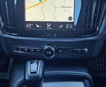 Zunanja slika - Volvo V90 - D4 AWD R-Design Avt.+18 Col +Kamera+Priklop - 10 - Predogledna slika