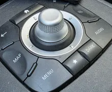 Zunanja slika - Renault Scénic - Grand Scenic dCi 130 BOSE 7 SEDEŽEV-NAVI-KAMERA-ALU PLATIŠČA - 17 - Predogledna slika