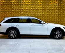 Notranja slika - Mercedes-Benz E-Razred - E400d 4MATIC-All Terrain-ZRACNO-PANO-WIDESCREEN... - 10 - Predogledna slika