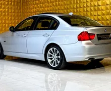Zunanja slika - BMW Serija 3 - : 318d LCI-STREŠNO OKNO-GRETJE-NAVI-PDC... - 7 - Predogledna slika