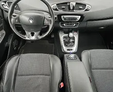 Zunanja slika - Renault Scénic - Grand Scenic 1.6 dCi 131ks °7-SEDEŽEV° °BOSE EDITION° °17-COL° - 9 - Predogledna slika