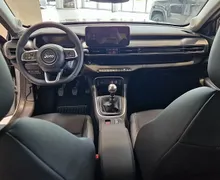 Zunanja slika - Jeep Avenger - 1.2 GSE 100 ALTITUDE + ZIMSKI BON - 10 - Predogledna slika