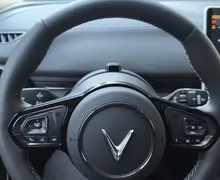Zunanja slika - Vinfast VF8 - 87.7 kWh AWD ECO-350PS AWD-POLNILNICA-ZALOGA - 11 - Predogledna slika