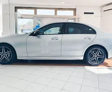 Zunanja slika - Mercedes-Benz C-Razred - 180 FULL AMG-MR.KOT-360 KAM-VLEČ.KLJ-BURMEST-VIDEO - 4 - Predogledna slika