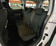 Zunanja slika - Peugeot Rifter - 1.5 BlueHDI 131KM NAVI-PDC-APP CONNECT-VELIKI SERV - 12 - Predogledna slika
