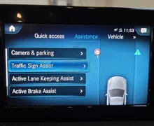 Zunanja slika - Mercedes-Benz A-Razred - A 250 e Avt. 1.LAST PHEV KAM NAVI TEMP LANE - 13 - Predogledna slika