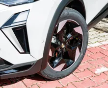 Zunanja slika - Renault Captur - TCe 160 EDC Techno - 3 - Predogledna slika