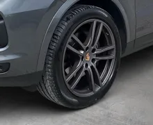 Zunanja slika - Porsche Cayenne - 3.0 V6 PLATINUM EDITION AUTO- 47.500 km- Panorama. - 6 - Predogledna slika