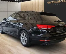Notranja slika - Audi A4 Avant - 2.0 TDI  S Line•Opravljen veliki servis - 7 - Predogledna slika