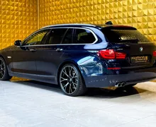 Notranja slika - BMW serija 5 Touring: - 530d xDrive AUT.-HLAJENJE-MEMORY-SENCNIKI - 7 - Predogledna slika