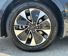 Notranja slika - KIA Ceed SW - 1.5 T-GDI LX Champion+ ISG - 9 - Predogledna slika