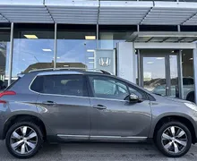 Zunanja slika - Peugeot 2008 - 1.2 PureTech 110 Stop Start ALLURE - 8 - Predogledna slika