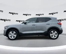 Notranja slika - Volvo XC40 - B3 P Core AT DCT 3 leta garancija+3 servisi... - 8 - Predogledna slika