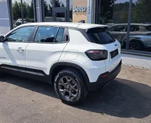 Zunanja slika - Jeep Avenger - Altitude 1.2 E-DCT6 MHEV 100 - 3 - Predogledna slika