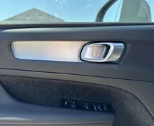 Notranja slika - Volvo XC40 - B3P Core Avt - 13 - Predogledna slika