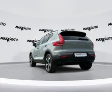 Notranja slika - Volvo XC40 - B3P Plus Dark Avt - 7 - Predogledna slika