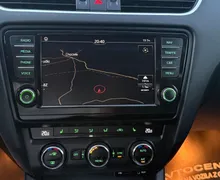 Notranja slika - Škoda Octavia - 1.6 TDI DSG-XENON+LED-LIZING ZA TUJCE-NAVI - 12 - Predogledna slika