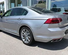 Zunanja slika - VW Passat - 2.0 TDI R-Line 110kW - ODLIČEN - SLOVENSKI - 4 - Predogledna slika