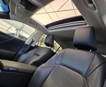 Notranja slika - Lexus ES - 300h Executive Avt.Redno servisiran - 11 - Predogledna slika