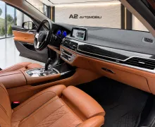 Notranja slika - BMW serija 7: - 740d xDrive Avt.-MAX OPREMA-samo 129900km-ODLIČEN- - 10 - Predogledna slika