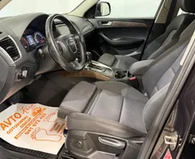 Notranja slika - Audi Q5 - 2.0 TDI-QUATTRO-S-TRONIC-BI-XENON-LED-SERVISNA KNJ - 9 - Predogledna slika