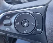 Notranja slika - Opel Combo - XL 1.5 HDI 96KW - VLEČNA KLJUKA - ODLIČEN - 17 - Predogledna slika