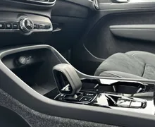 Notranja slika - Volvo XC40 - B3 P Plus Black Edition Avt. - 20 - Predogledna slika