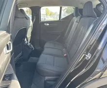 Notranja slika - Volvo XC40 - B4 P AWD Momentum Pro Avt. - 11 - Predogledna slika