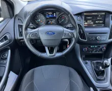Zunanja slika - Ford Focus - Karavan 1.0 EcoBoost TREND 125KM NAVI ZIMSKI PAKET - 14 - Predogledna slika
