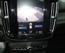 Zunanja slika - Volvo XC40 - D3 A AWD R-Design ODLIČNO OHRANJEN - 7 - Predogledna slika