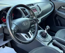 Notranja slika - KIA Sportage - 1.7 CRDi+SLO... - 11 - Predogledna slika