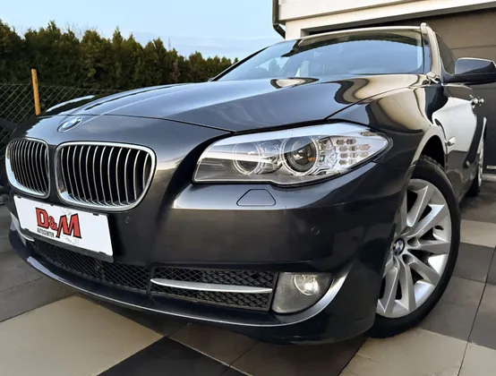 Zunanja slika - BMW Serija 5 - Touring: 520D AVT|PANORAMA|MEMORY|VELIKA NAVI|BIXENON|17 - 1
