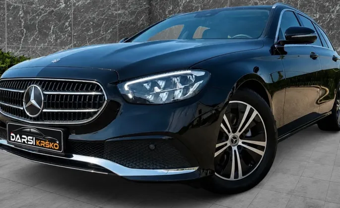 Zunanja slika - Mercedes-Benz E-Razred - 220d Avantgarde Avt. 194PS 82.000km RADAR PRIKLOP - 1