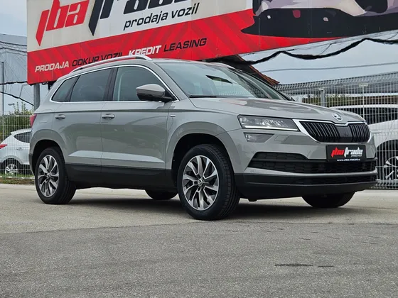 Zunanja slika - Škoda Karoq - 1.5 TSIClever DSG, KAMERA,NOVE GUME - 1