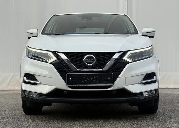 Zunanja slika - Nissan Qashqai - 1.3 DIG-T 160 N-CONNECTA DCT 1.LASTNIK-SLO - 1