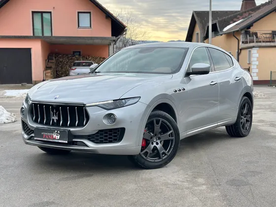 Zunanja slika - Maserati Levante - 3.0 V6+ZRAČNO+20 COL+MEMORY+SOUND+LED+FINANCIRANJ. - 1