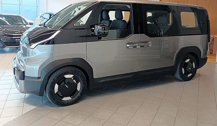 Zunanja slika - KIA PV5 - 71.2 kWh baterija 120 kW 163 KS  Quantum - 1