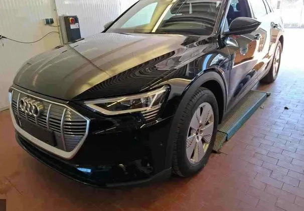 Zunanja slika - Audi e-tron - quattro 55 300kW.NEMŠKI.SAMO 27.000 KM.2023 LETNIK - 1