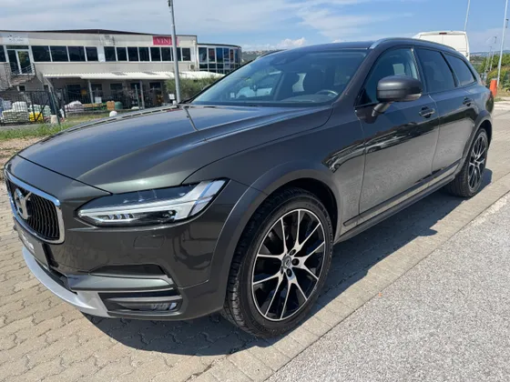 Zunanja slika - Volvo V90 Cross Country - D5 AWD Pro Avt. - 1