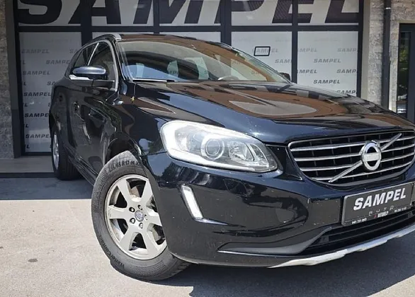 Zunanja slika - Volvo XC60 - D3 AUTO - VLEČNA KLJUKA - TEMPOMAT - GRETI SEDEŽI - 1