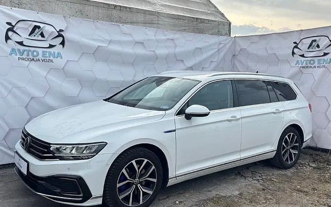 Zunanja slika - Volkswagen Passat - Variant 1.4 TSI GTE DSG - LED - NAVI - ACC - PDC - 1