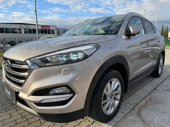 Zunanja slika - Hyundai Tucson - 1,7 CRDi Premium - 1