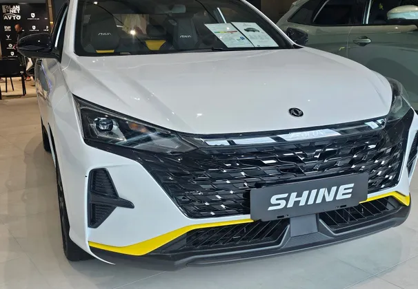 Zunanja slika - Dongfeng Shine - 1.5T + 360 kamera + TEMPOMAT + GRETJE-NA ZALOGI - 1
