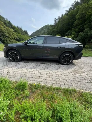Zunanja slika - Peugeot 408 - Peugeot  GT 1.6 THP HYBRID 225 e-EAT8 - 1