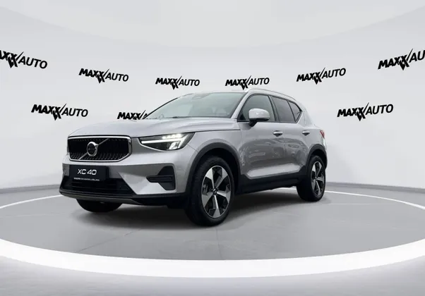 Zunanja slika - Volvo XC40 - B3 P Core AT DCT 3 leta garancije + 3 servisi... - 1