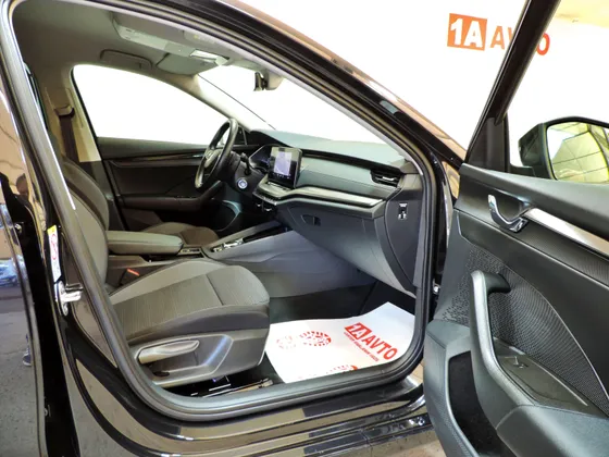 Zunanja slika - Škoda Octavia - Combi 2.0 TDI Ambition DSG  ACC-LED-KAMERA - 1