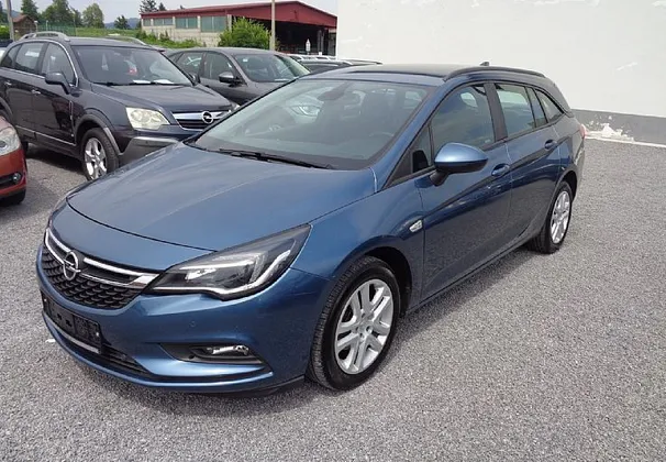 Zunanja slika - Opel Astra - ST 1.6 CDTI - VLEČNA KLJUKA - SERVISNA ZGODOVINA - 1