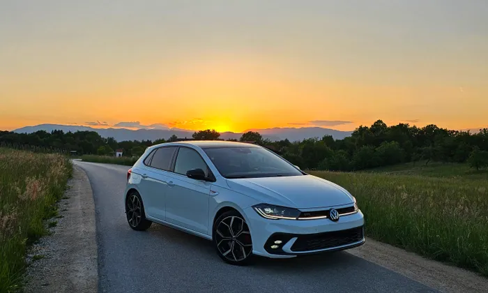 Zunanja slika - Volkswagen Polo - 2,0 TSI Beats DSG - 1