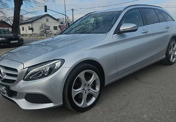 Zunanja slika - Mercedes-Benz C-Razred - 220d 170ks °2.LASTNIK° °AUT+F-1° °FULL-LED°° - 1